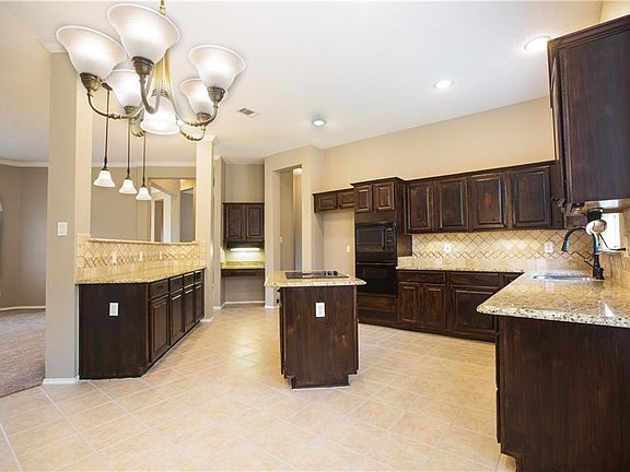3rd image of 3309 Belmont Ct