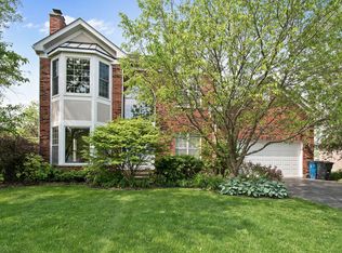 4450 Hatch Ln, Lisle, IL 60532