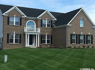 100 Triple Diamond Way, Webster, NY 14580