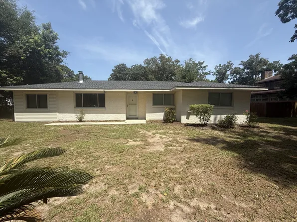 2803 Smilax Ave, Pt Royal, SC 29935