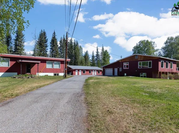 3374 Sandvik St, Fairbanks, AK 99709