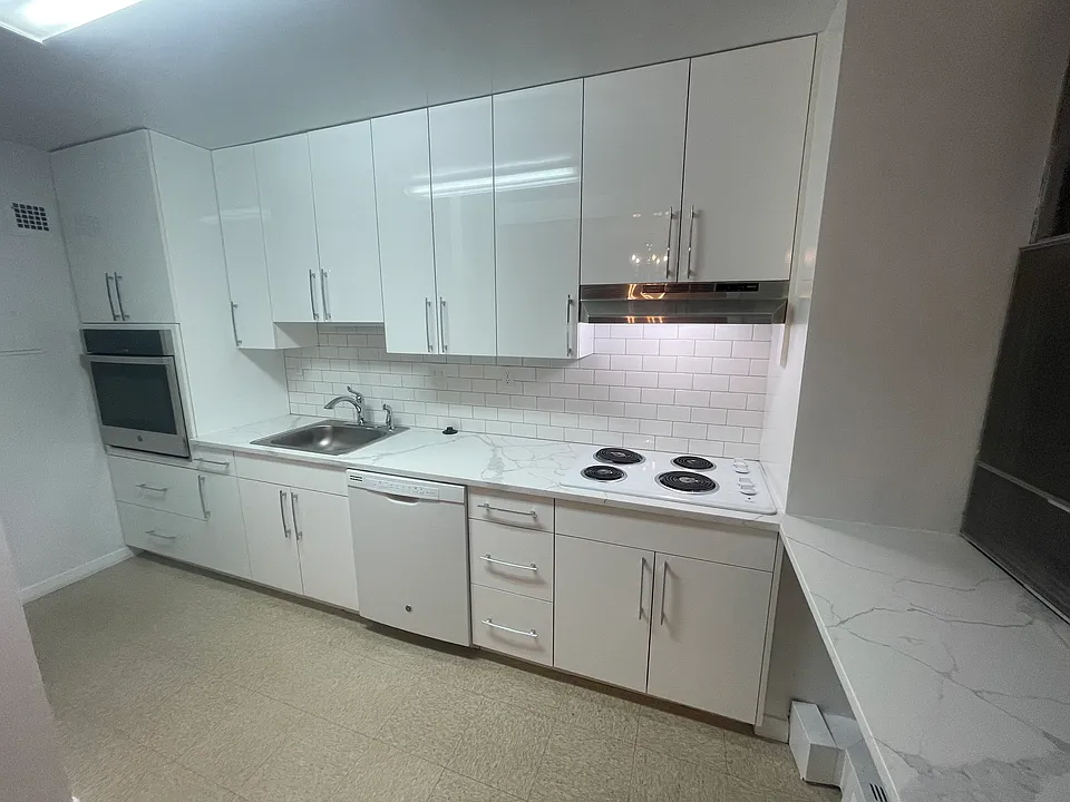 73 Gardner Rd #1