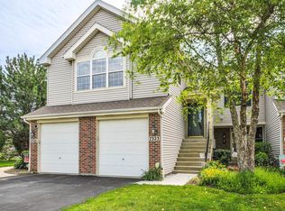 7323 Grandview Ct #7323, Carpentersville, IL 60110