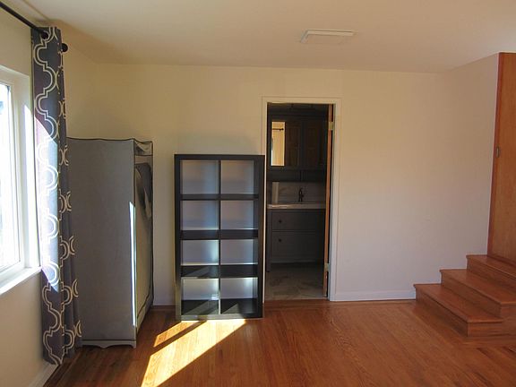 2nd image of 1811 Kains Ave