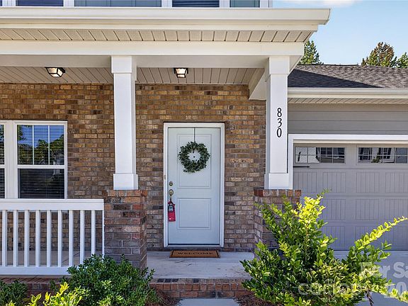 4th image of 830 Scotch Meadows Loop