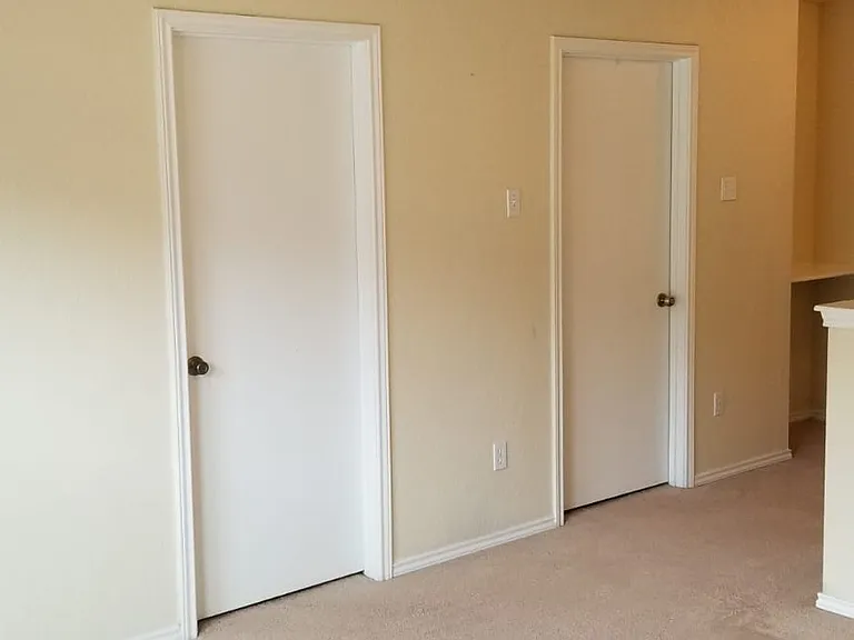8010 Braes Run — Photo 14