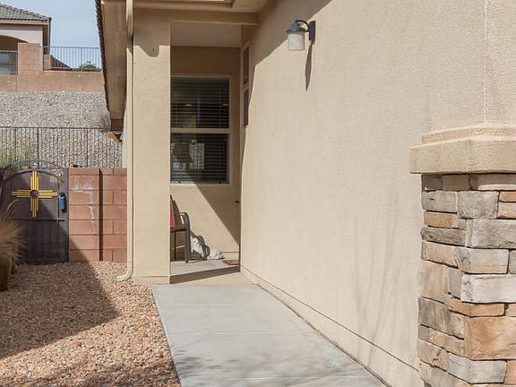 2nd image of 1111 Desert Willow Ct