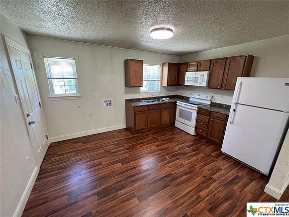 5th image of 2211 Keenan Ave