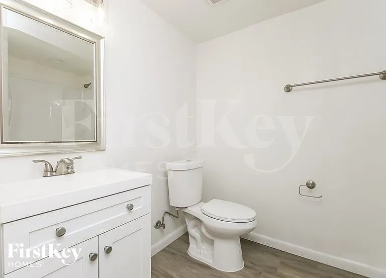 9321 E Dallas St — Photo 12