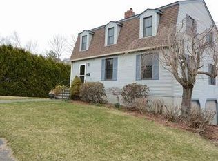 100 Wedgewood Rd, Worcester, MA 01602