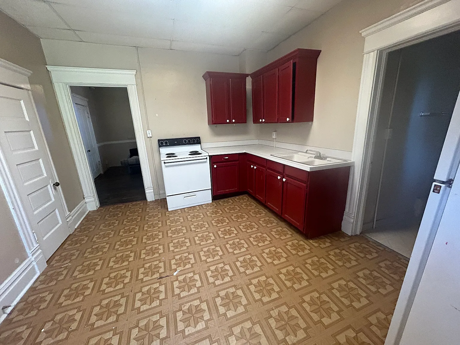1 bed, 672 sqft, $1,365 — Photo 4