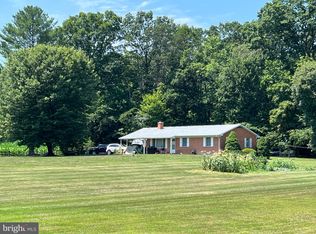 1903 Rittenour Rd, Edinburg, VA 22824