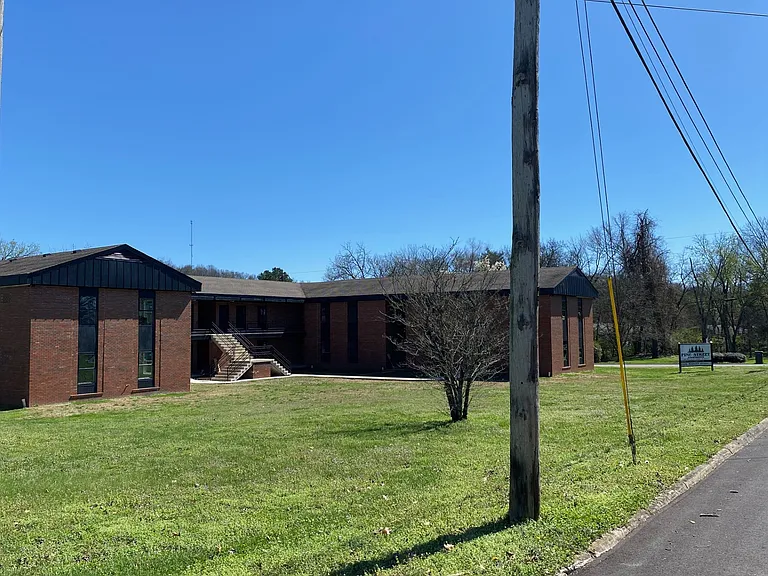 423 Pine St — Photo 3