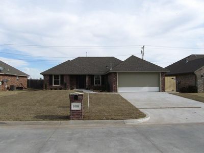 1008 Ridgeway Dr, Moore, OK, 73160
