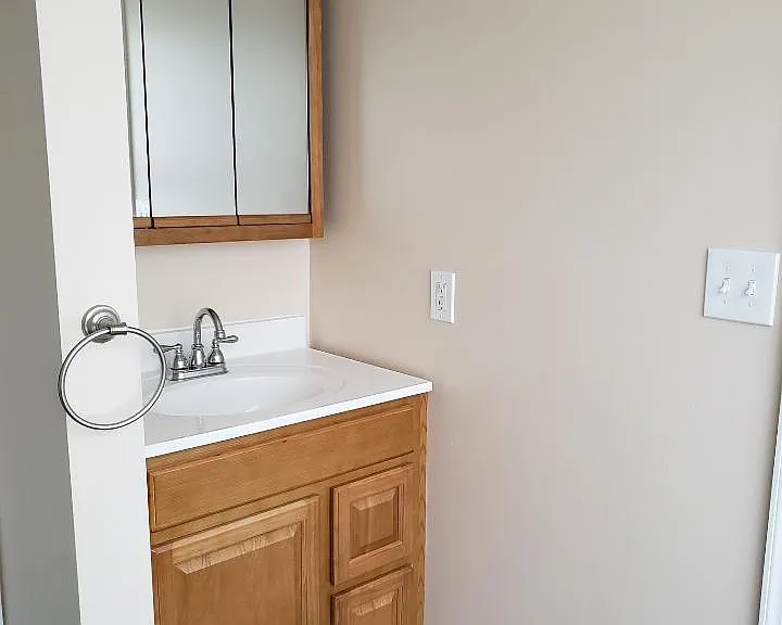 326 Broad St #1 — Photo 1