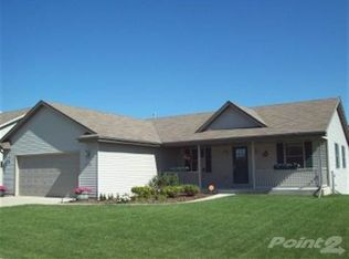 4475 Red Oak Dr, Janesville, WI 53546