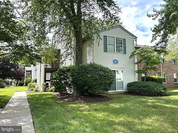 2nd image of 70 Center Ln
