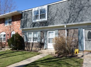 1819 McKool Ave, Streamwood, IL 60107