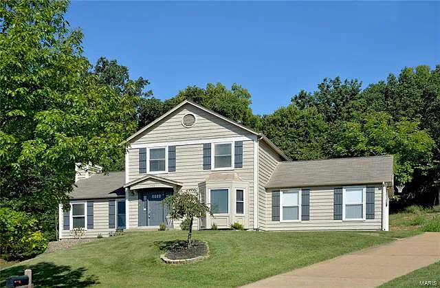 1702 Woodmore Oaks Dr photo 1