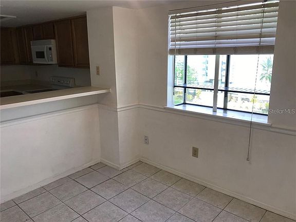 3rd image of 8716 Cobbler Pl
