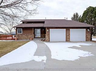 236 N Wind River Ave, Moorcroft, WY 82721