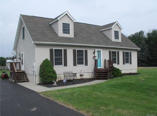 4194 Burch Rd, Ransomville, NY 14131