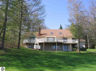 8129 Long Lake Rd, Hale, MI 48739