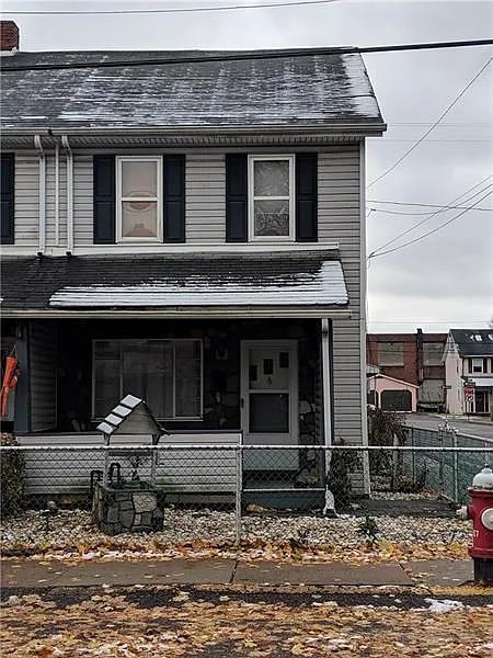95 Orchard St photo 1