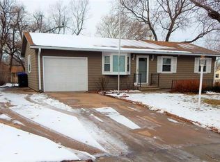 3101 SW Prairie Rd, Topeka, KS 66614