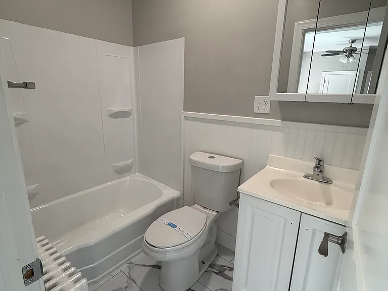 16 Magnolia Ave #11 — Photo 5