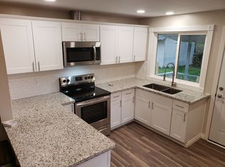 912 101st St S #2, Tacoma, WA 98444