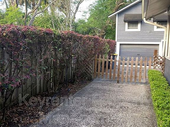 4th image of 1423 Ingleside Ave