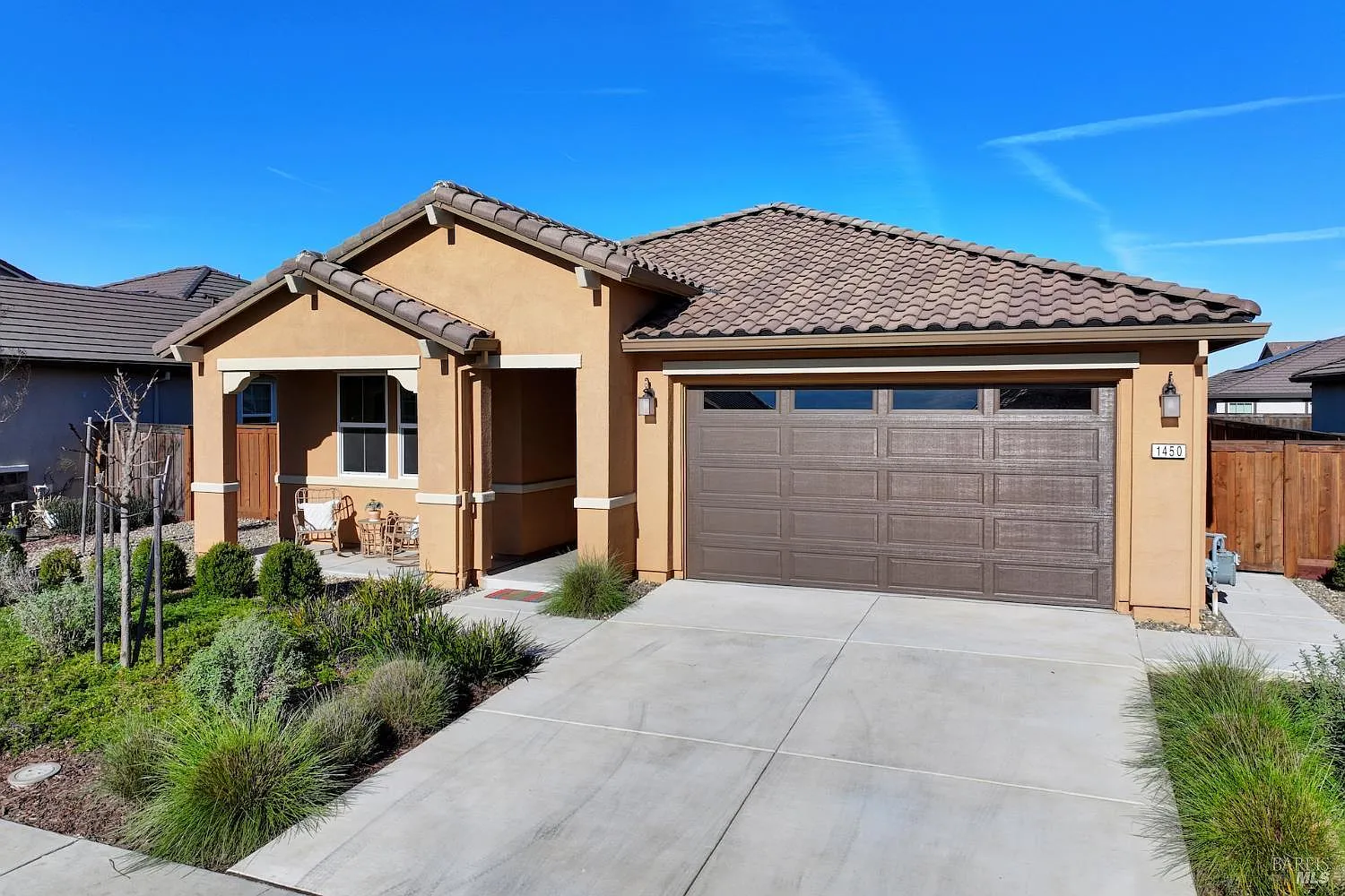 1450 Stonecrop Lane photo 1