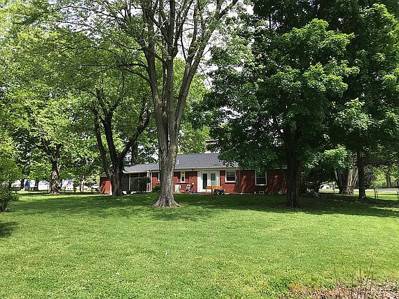 3rd image of 1258 E Union Ave