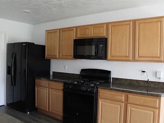 5th image of 20526 Ginnydale Dr