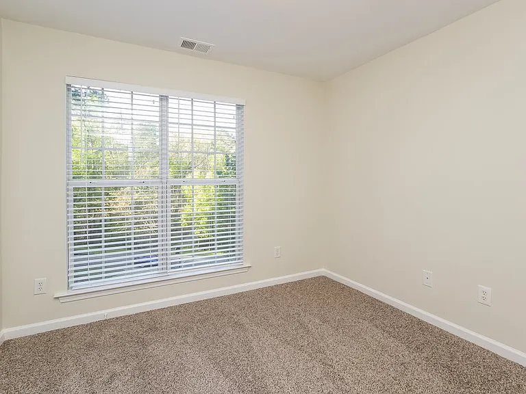 212 Browning Cir — Photo 14