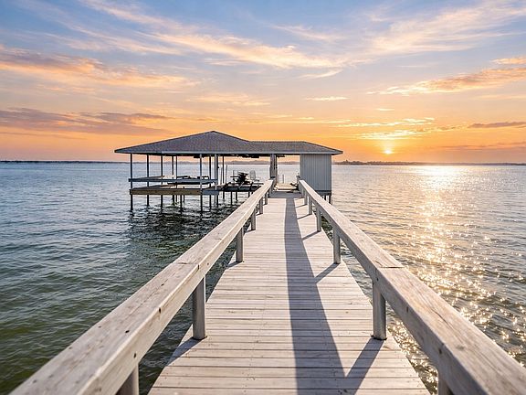 4th image of 417 Pecan Point Dr