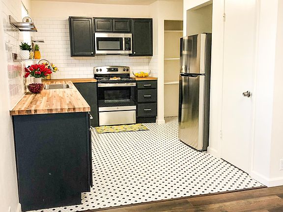 4th image of 202 Arcadia Pl APT 106