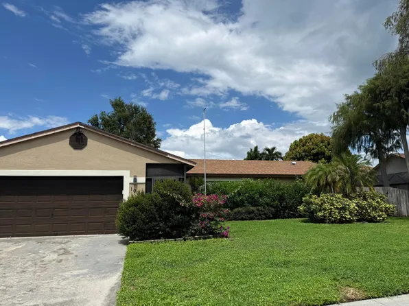 102 SAND PINE Way, Royal Palm Beach, FL 33411