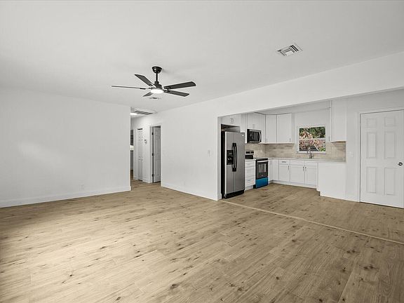 4th image of 1175 20th Avenue
