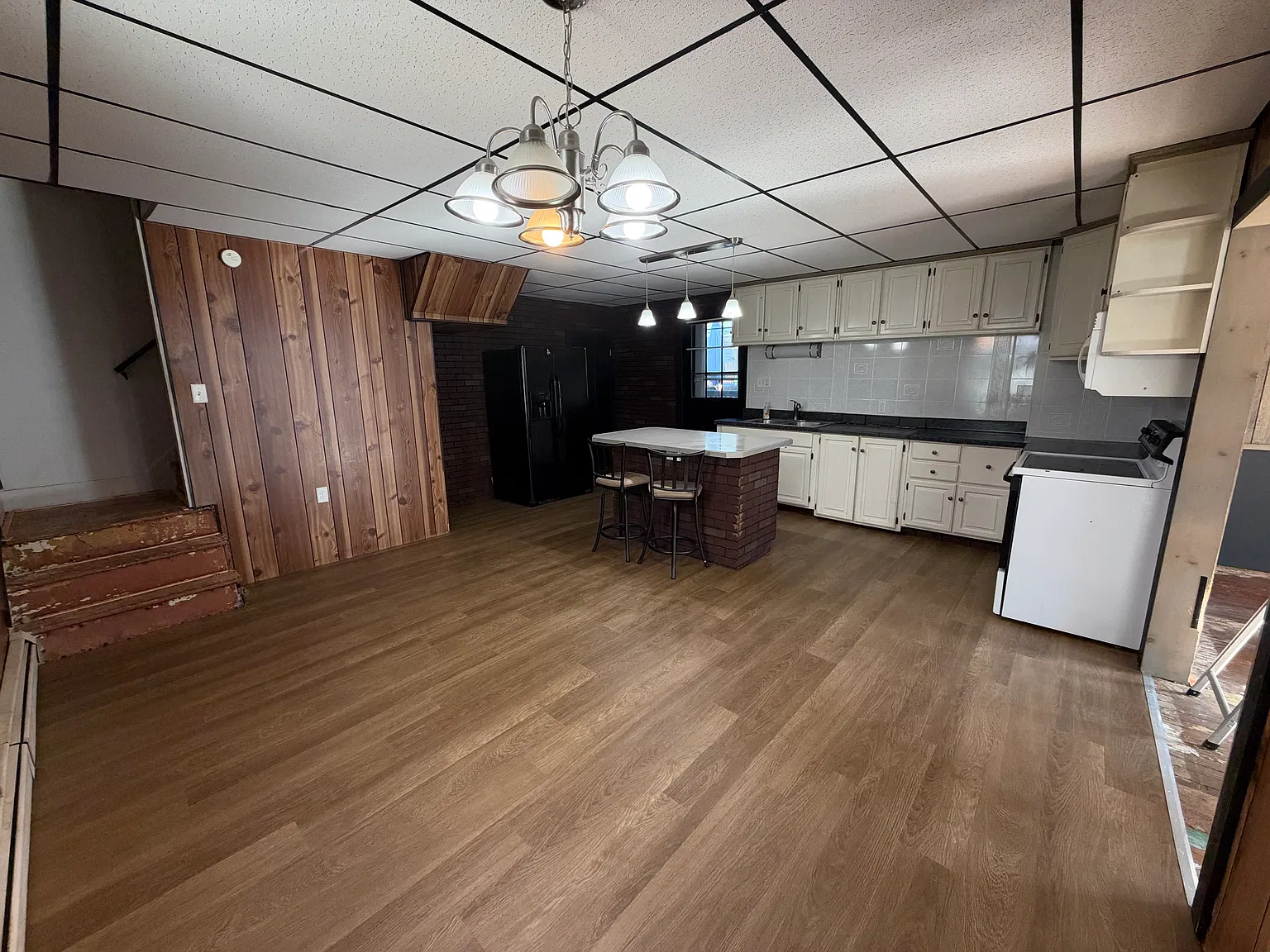 2 bed, 1000 sqft, $1,600 — Photo 4