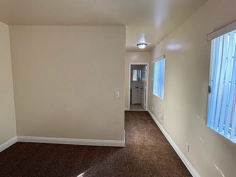 11015 S San Pedro St #11017 — Photo 10
