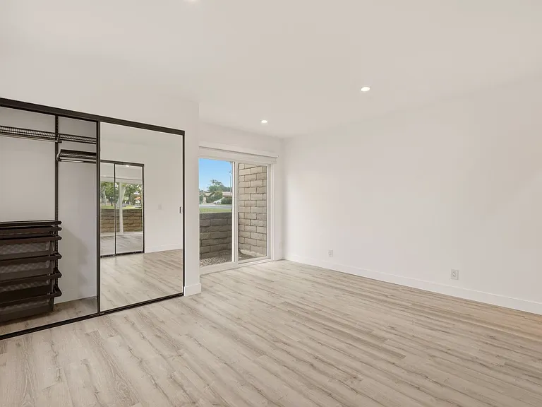 725 Palomares Ave — Photo 18