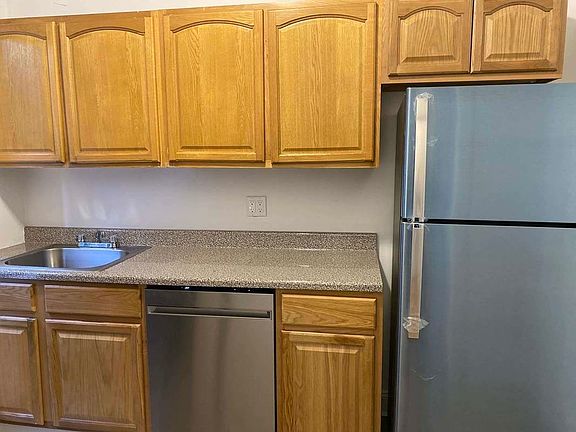 3rd image of 48-26 47th St APT 3G