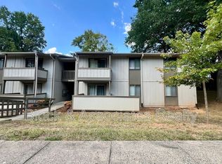 2250 Sunderland Rd, Winston Salem, NC 27103