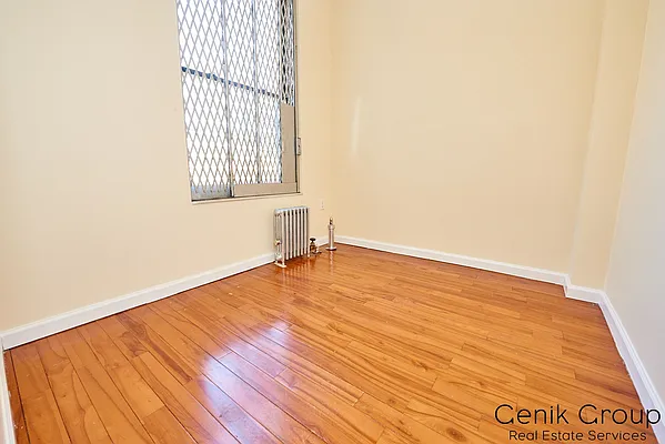 Rented by Genik Group Corp | media 14