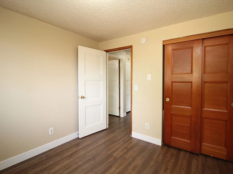 5536 SE Harlow St — Photo 19