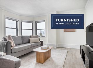 1524 N Lake Shore Dr FLOOR 9-ID556, Chicago, IL 60610
