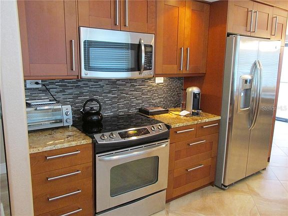3rd image of 2539 Gary Cir APT 501