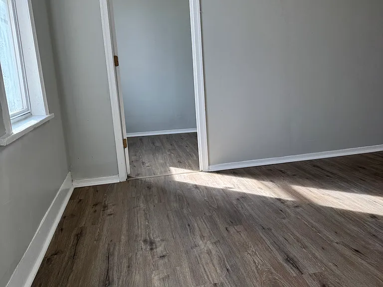 126 S 5th St #4 — Photo 11
